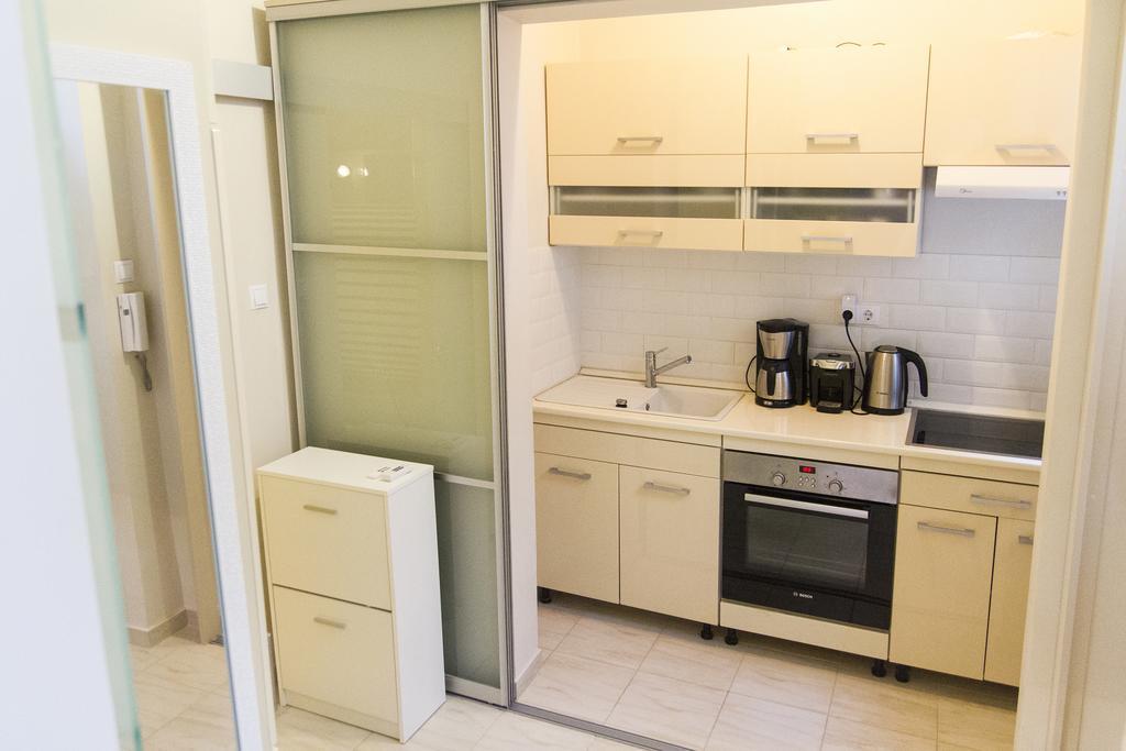 R&R Apartment Dembinszky Budapest Esterno foto